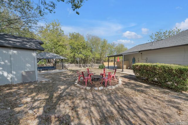 754 Cypresshill, San Antonio, TX 78245