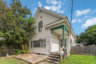 1806 State Street, Houston, TX 77007