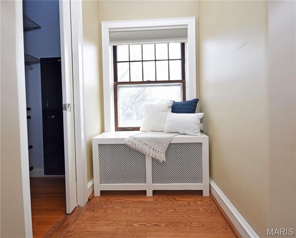 7424 Buckingham Drive, Clayton, MO 63105