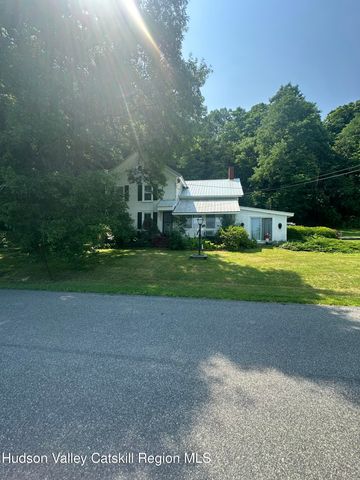 183 Bronck Mill Road, Coxsackie, NY 12051