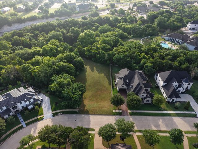 934 Beverly Circle, Cedar Hill, TX 75104