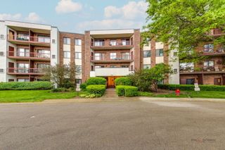 1500 Harbour Drive 4Q, Wheeling, IL 60090