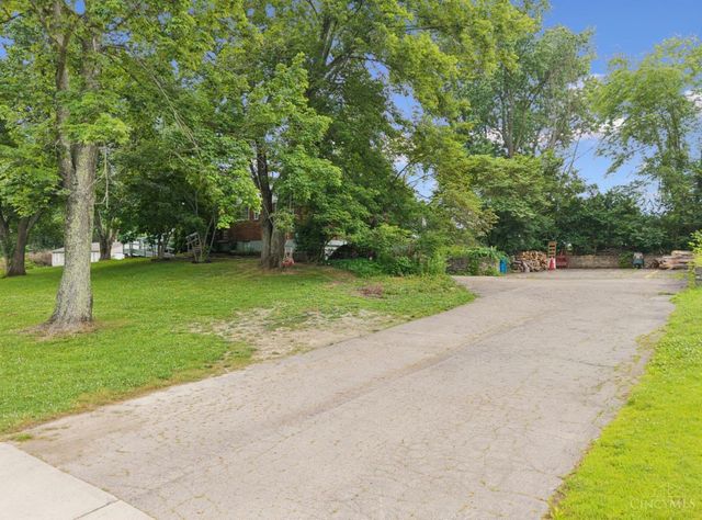 6592 St Rt 48, Goshen Twp, OH 45122