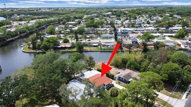8914 MEMORIAL HIGHWAY, Tampa, FL 33615