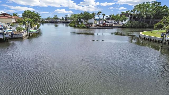 8914 MEMORIAL HIGHWAY, Tampa, FL 33615