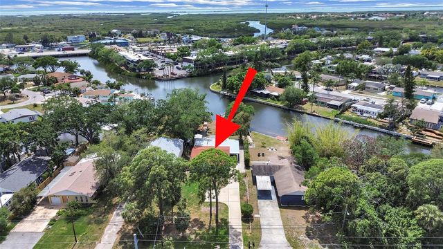 8914 MEMORIAL HIGHWAY, Tampa, FL 33615