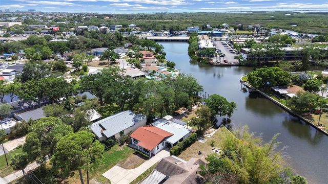 8914 MEMORIAL HIGHWAY, Tampa, FL 33615