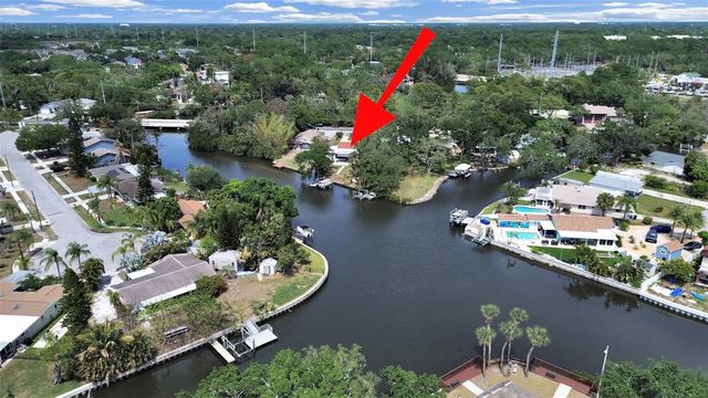 8914 MEMORIAL HIGHWAY, Tampa, FL 33615