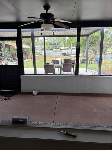 8914 MEMORIAL HIGHWAY, Tampa, FL 33615