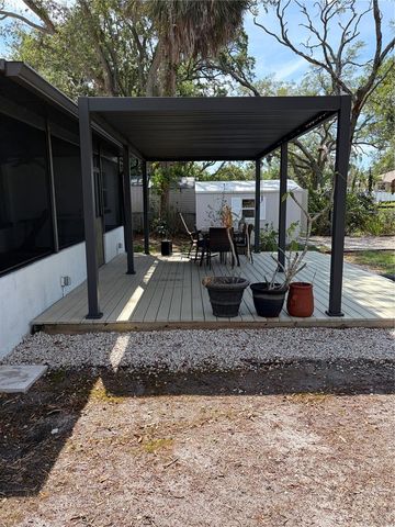 8914 MEMORIAL HIGHWAY, Tampa, FL 33615