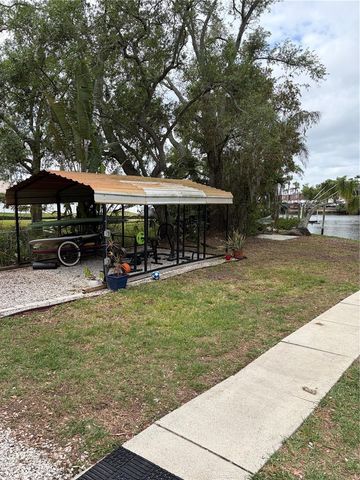 8914 MEMORIAL HIGHWAY, Tampa, FL 33615