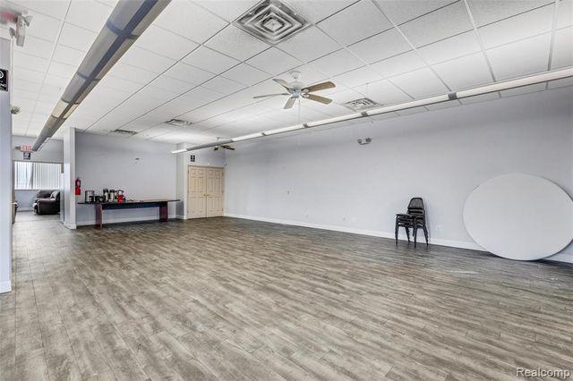 18400 E 9 Mile Road, Eastpointe, MI 48021