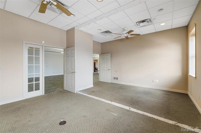 18400 E 9 Mile Road, Eastpointe, MI 48021