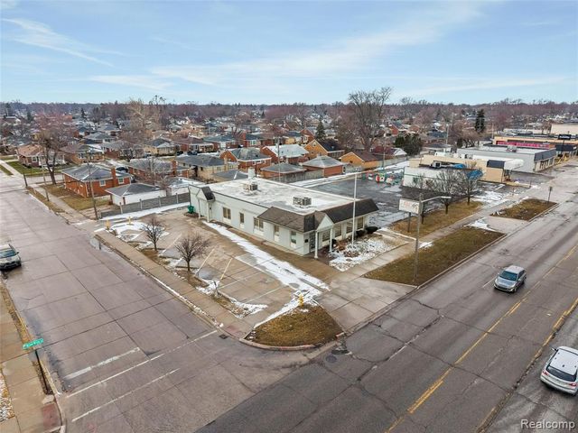 18400 E 9 Mile Road, Eastpointe, MI 48021