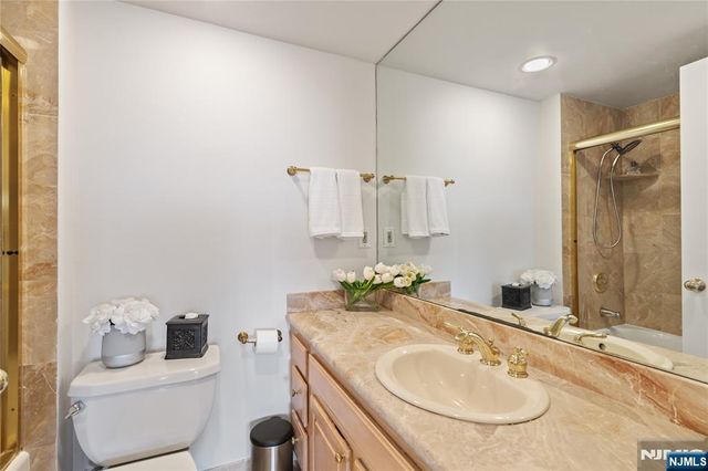 200 Old Palisade Road 18-H, Fort Lee, NJ 07024