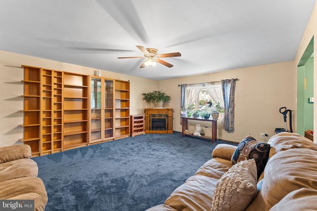 1109 CENTRAL AVE, Feasterville Trevose, PA 19053