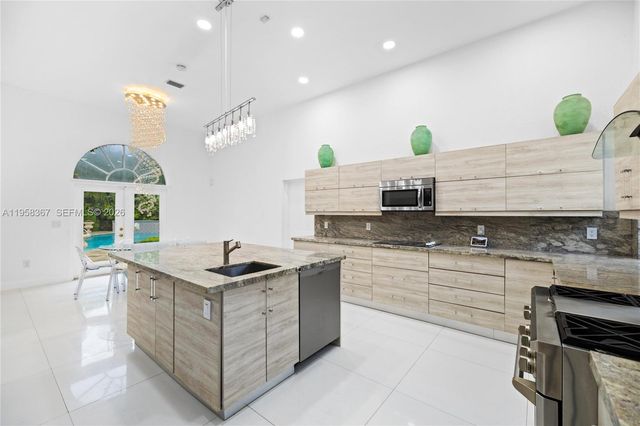 12300 Old Cutler Rd 1, Pinecrest, FL 33156