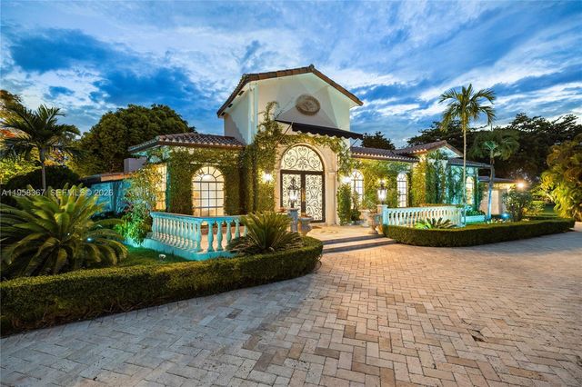 12300 Old Cutler Rd 1, Pinecrest, FL 33156