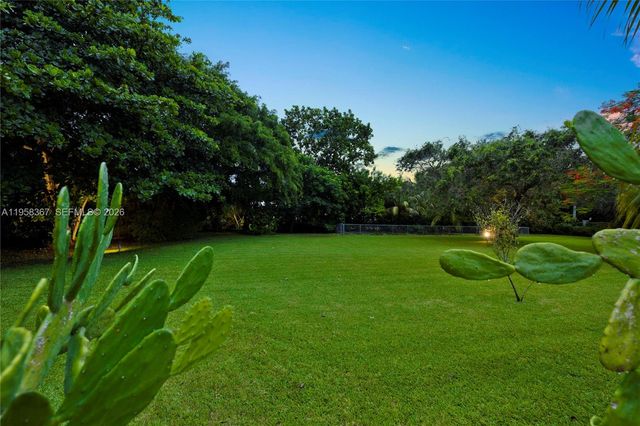 12300 Old Cutler Rd 1, Pinecrest, FL 33156