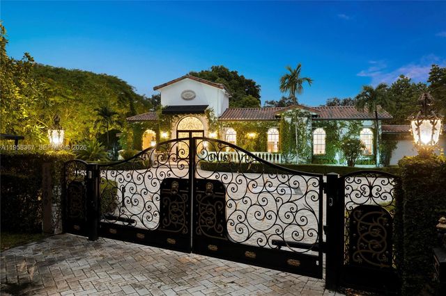 12300 Old Cutler Rd 1, Pinecrest, FL 33156