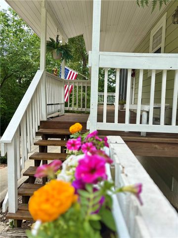 608 McKinney Way, Westminster, SC 29693