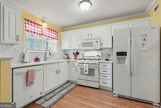 29 Saratoga Place, Newnan, GA 30263