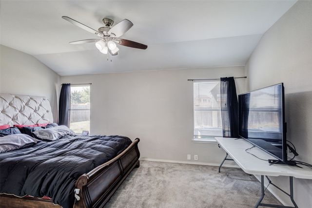 951 Zachary Drive, Arlington, TX 76002