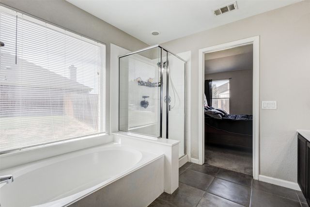 951 Zachary Drive, Arlington, TX 76002