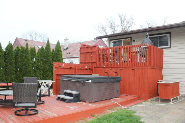 1326 Degener Avenue, Elmhurst, IL 60126