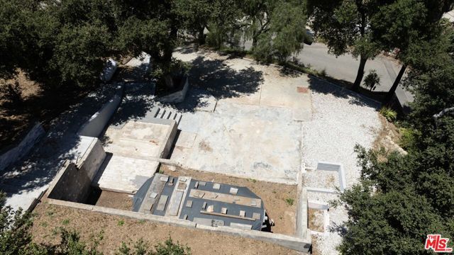 27084 Old Chimney Road, Malibu, CA 90265