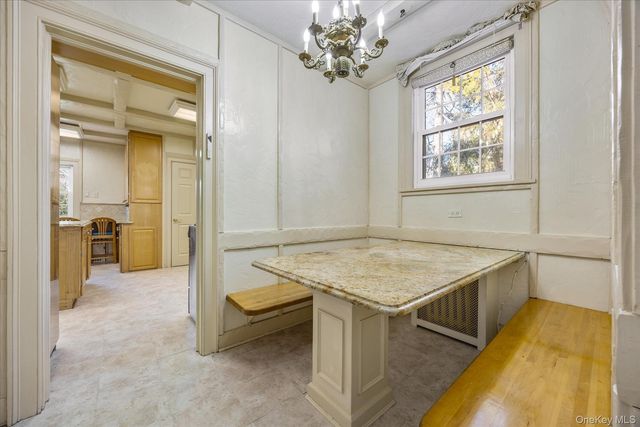 30 Wildwood Drive, Great Neck, NY 11024