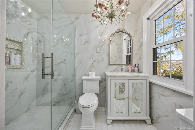 30 Wildwood Drive, Great Neck, NY 11024