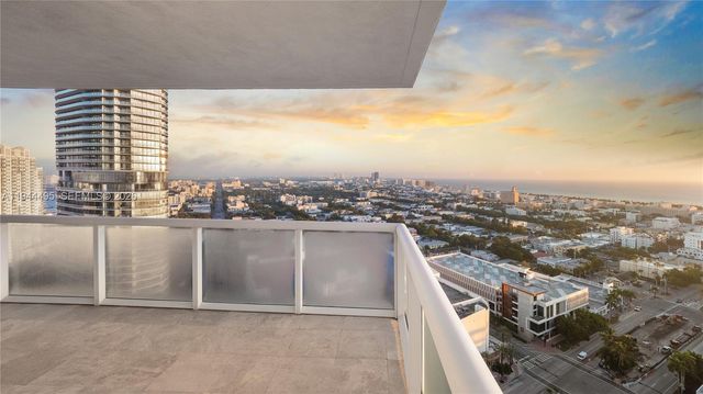 450 Alton Rd 2810, Miami Beach, FL 33139