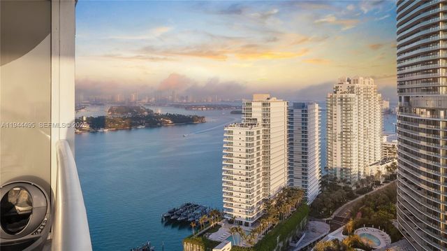 450 Alton Rd 2810, Miami Beach, FL 33139