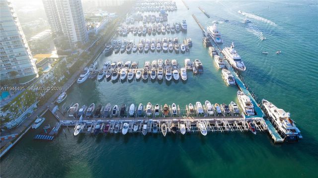 450 Alton Rd 2810, Miami Beach, FL 33139