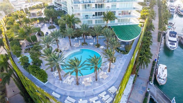 450 Alton Rd 2810, Miami Beach, FL 33139