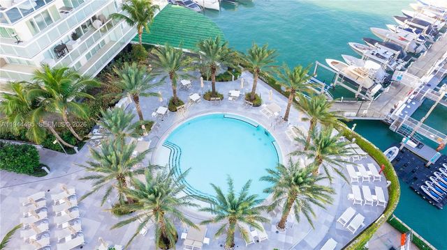 450 Alton Rd 2810, Miami Beach, FL 33139