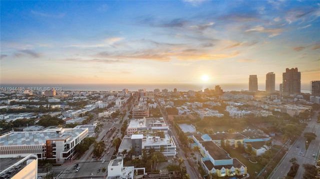 450 Alton Rd 2810, Miami Beach, FL 33139