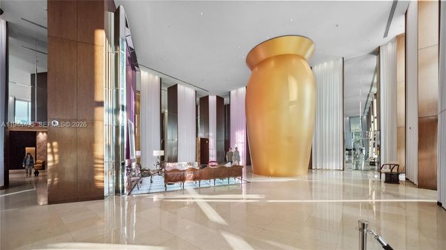 450 Alton Rd 2810, Miami Beach, FL 33139