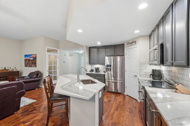 22353 E Heritage Parkway, Aurora, CO 80016
