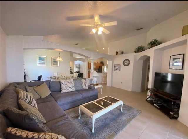 622 EAGLE POINTE S, Kissimmee, FL 34746