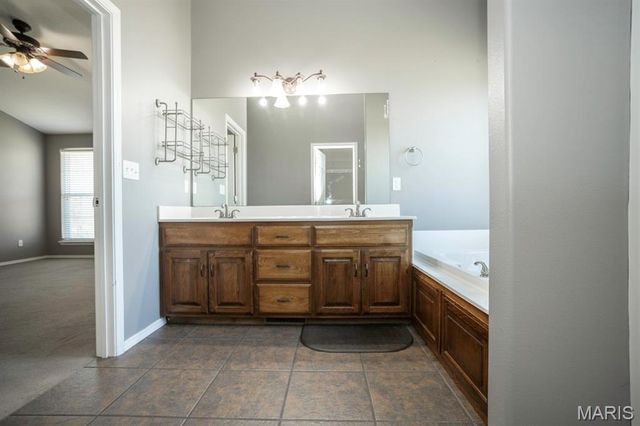 16925 Highland Springs Lane, Dixon, MO 65459