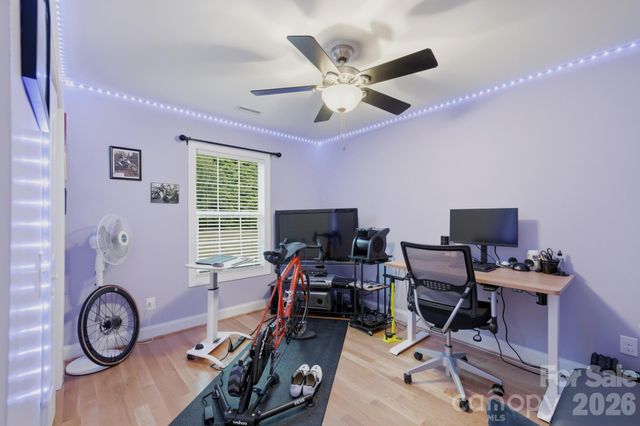 100 Rivercliff Drive, Hudson, NC 28638