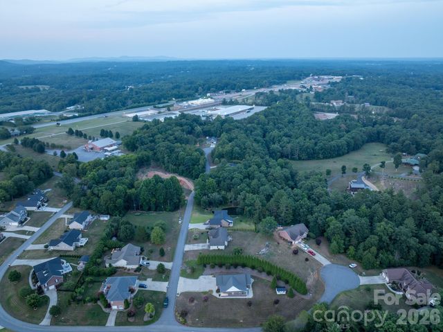 100 Rivercliff Drive, Hudson, NC 28638
