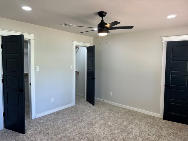 149 Parkwood Avenue, Arlington, TX 76013