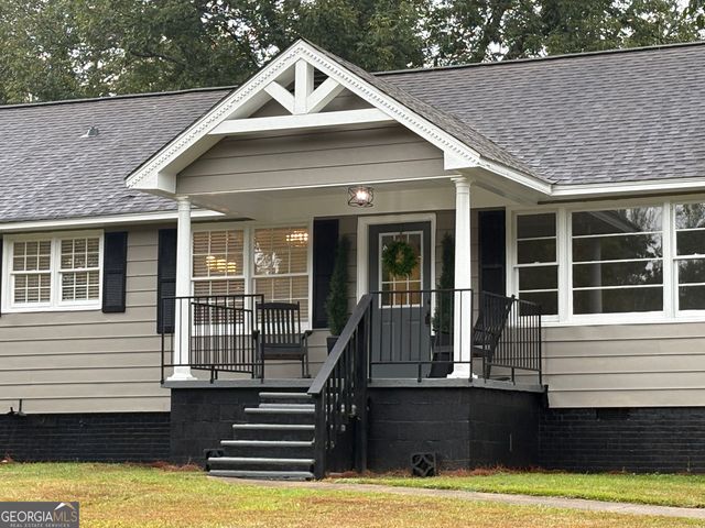 49 Parkway Drive, Toccoa, GA 30577