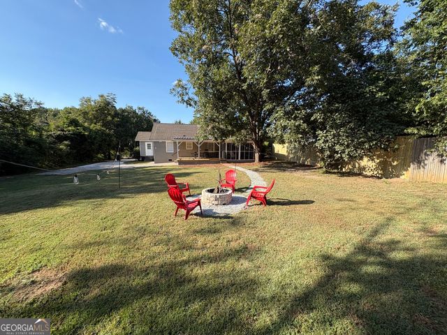 49 Parkway Drive, Toccoa, GA 30577