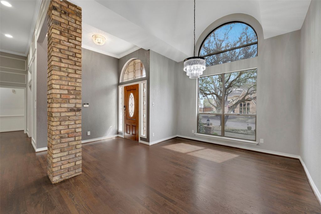 property-img