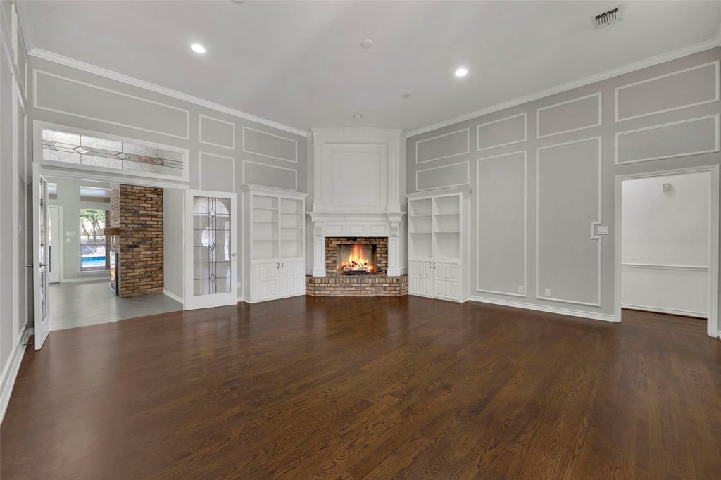 property-img