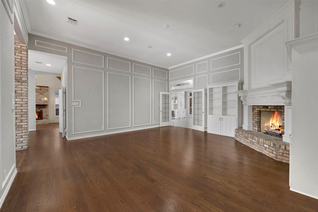 property-img